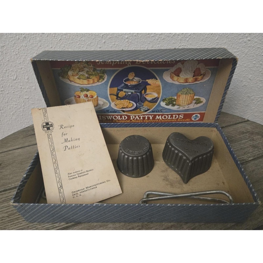 Vintage Griswold Set No 2 Deep Pattern Cast Iron Patty Molds 1930s Original Box